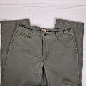 Dockers Size 33 x 30 Gray Flat Front Pants Straight Leg 5 Pocket Zip Fly